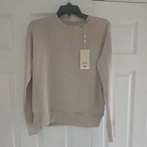 NWT Elie.Tahari sweater